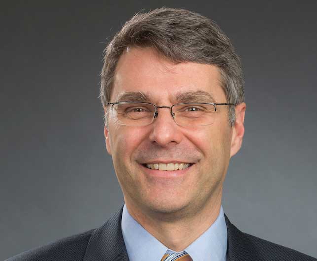 Head shot of Mark Namchuk