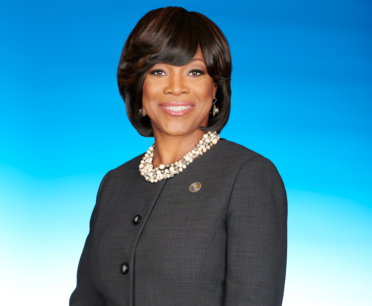 Photo portrait of Valerie Montgomery Rice
