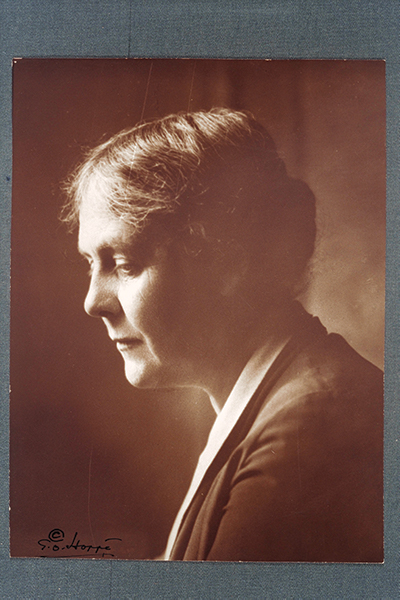 portrait of Alice Hamilton