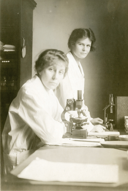two women in hospital lab, circa 1920s