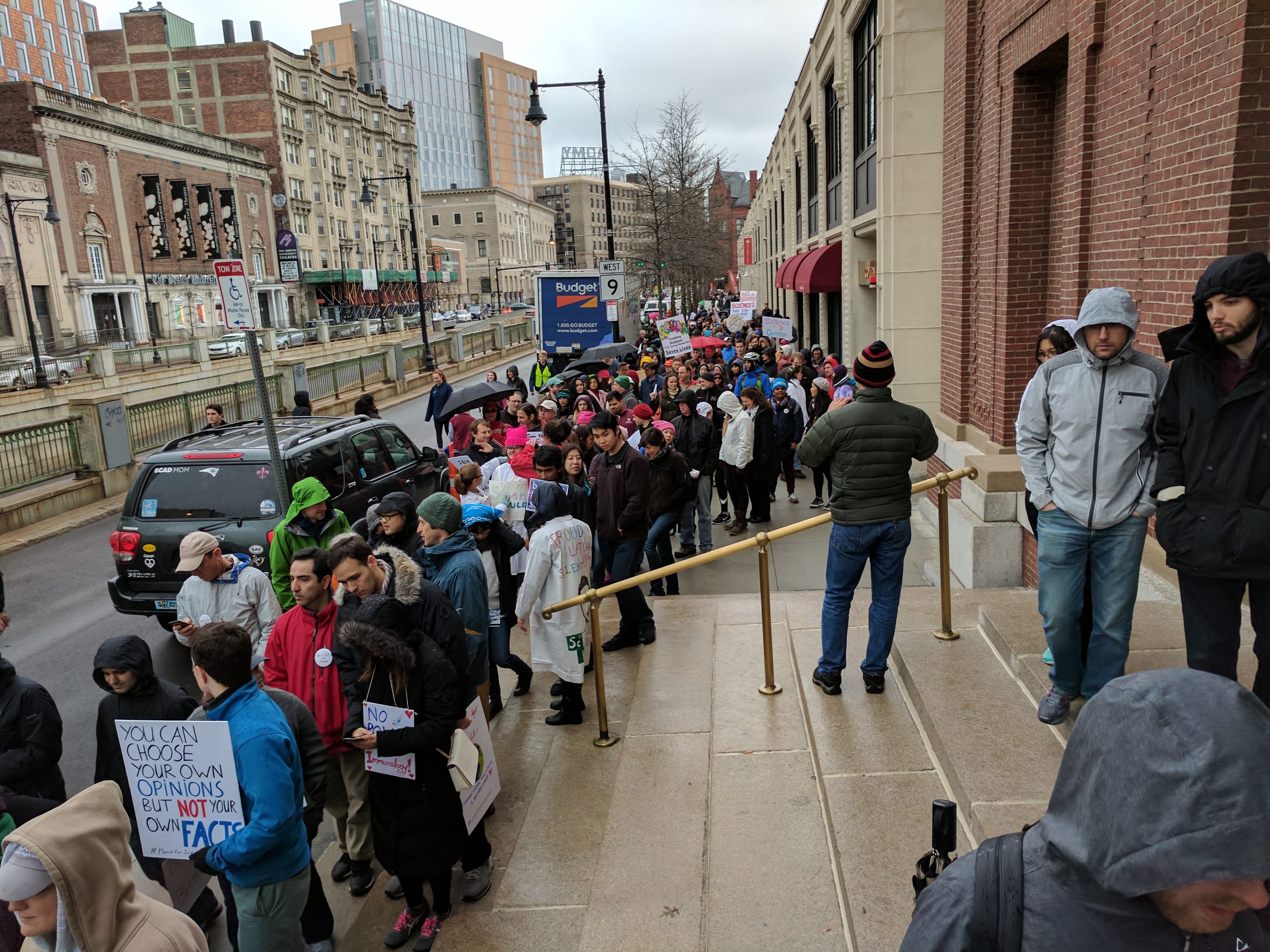 HMS marchers make their way to the Boston Common. image: Kevin Jiang