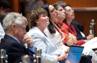 Speakers listen to Ruslan Medzhitov discuss inflammation and homeostasis. Image: Suzanne Camarata Photography
