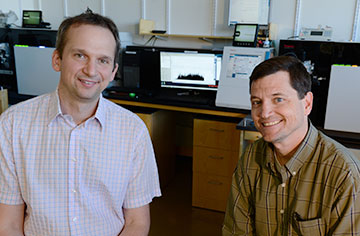 Michael Weekes (left) and Steven Gygi use mass spec to study pathogens. Photo by Rick Groleau