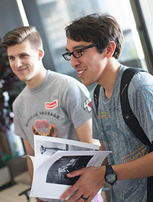 First-year medical students (from left) Dylan Starck and Luis Fandino. Image: Harvard Medical School