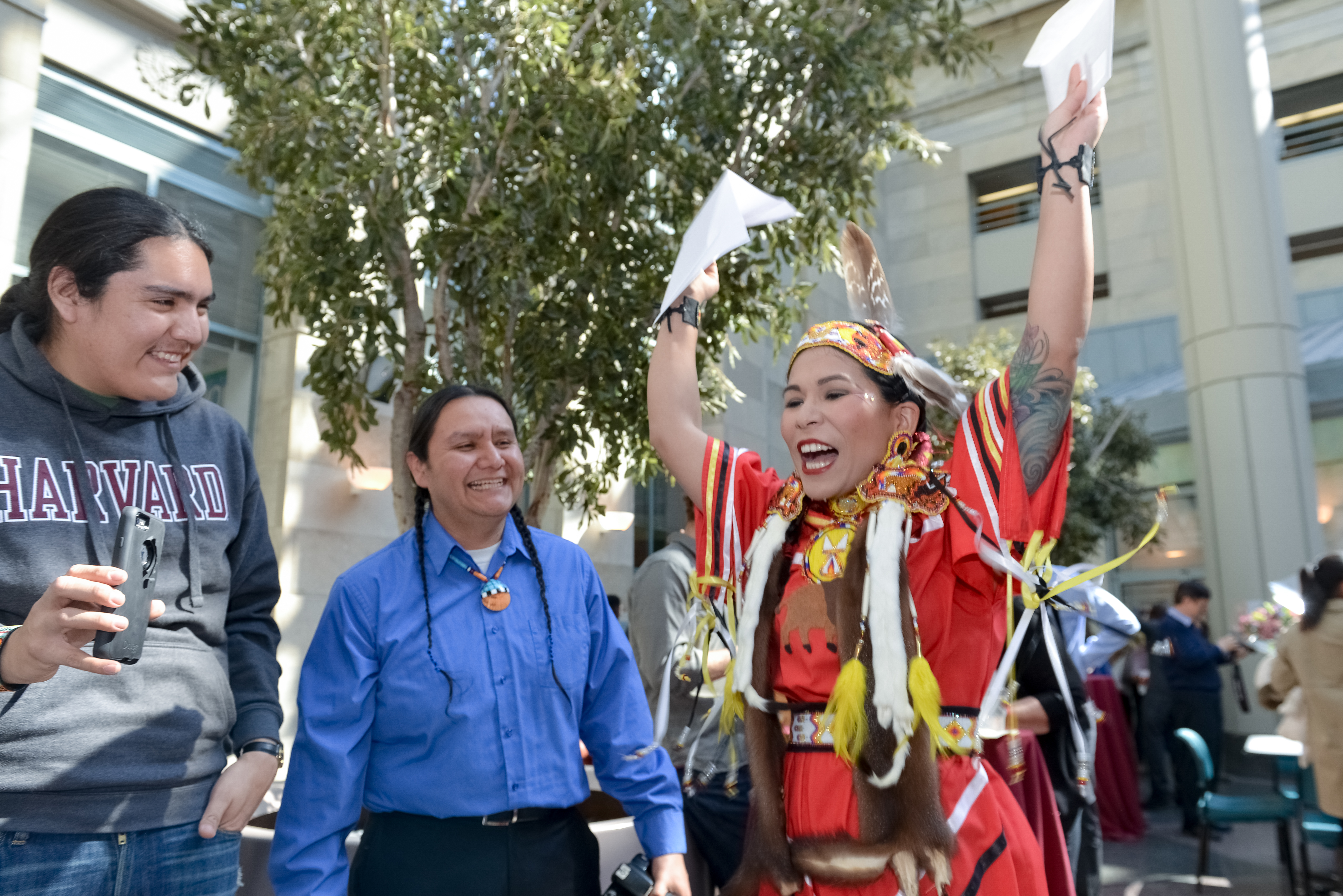 HMS alumna and former Native American Health Organization at HMS co-leader Erica Kiemele celebrates at HMS's 2017 Match Day.