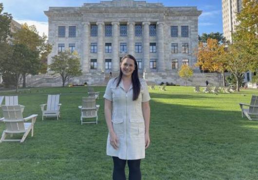 Helena Franco in front of Gordon Hall