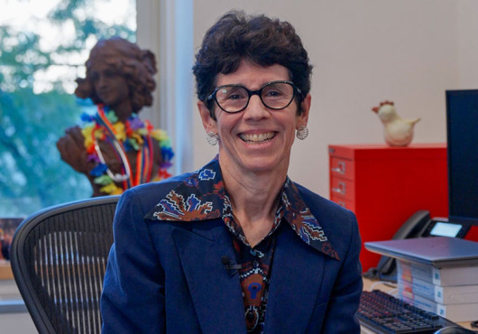 Portrait photo of Jennifer Potter