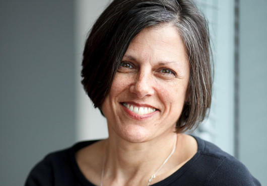 Portrait photo of Susan Dymecki