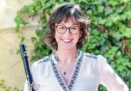 Allison Eck, pictured here with her clarinet, balances her love of words and science with a lifetime passion for music. Image: Taylor Rossi