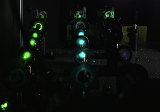 Rows of mirrors in a laser microscope