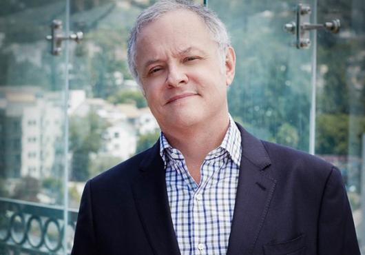 Alumnus Neal Baer 2018 Class Day Speaker