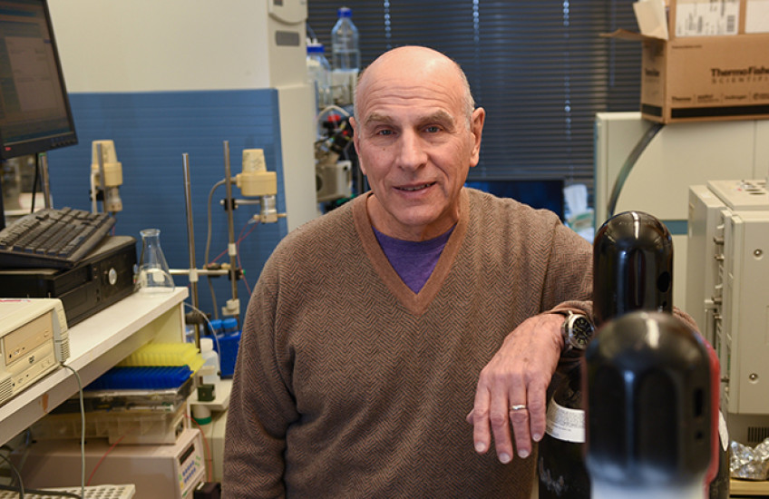 Dennis Kasper in his lab