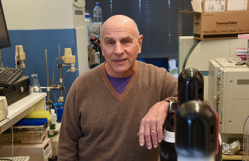 Dennis Kasper in his lab