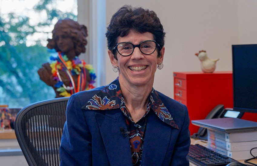 Portrait photo of Jennifer Potter