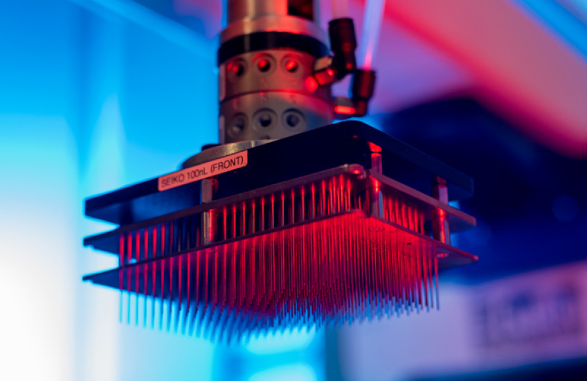 photo of high-throughput screening equipment