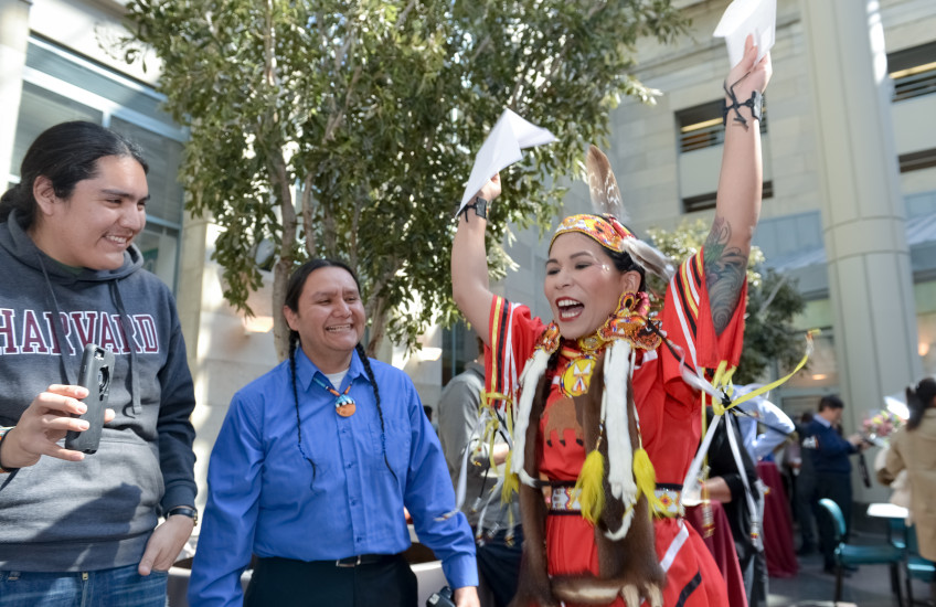 HMS alumna and former Native American Health Organization at HMS co-leader Erica Kiemele celebrates at HMS's 2017 Match Day.
