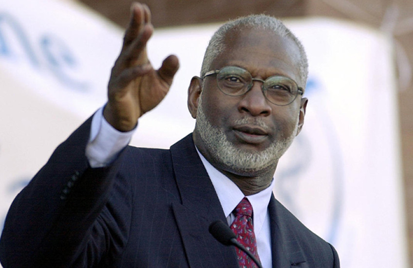 Dr. David Satcher. Image: John Bazemore AP