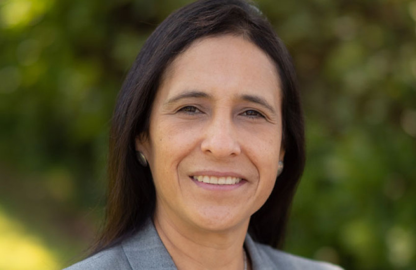 head shot of Nicole Stern