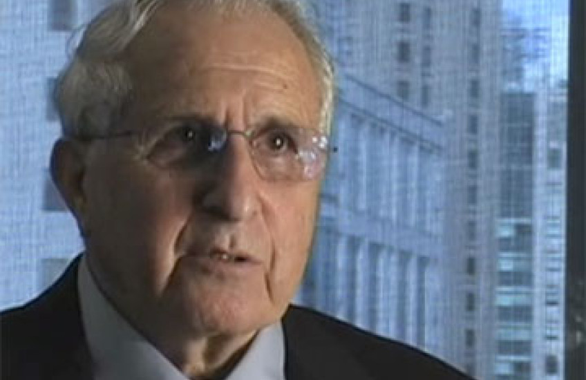 Ophthalmologist Receives Alpert Prize for Preventing Blindness in Diabetic Patients