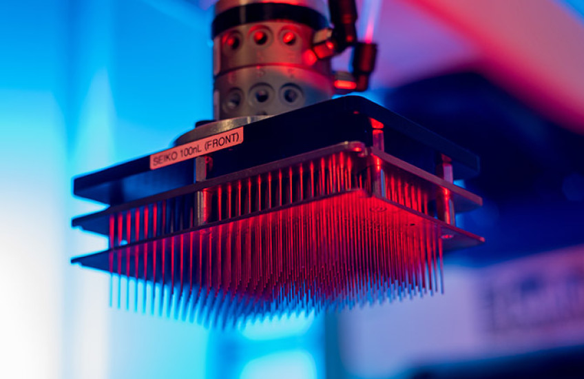 hi-throughput screening device