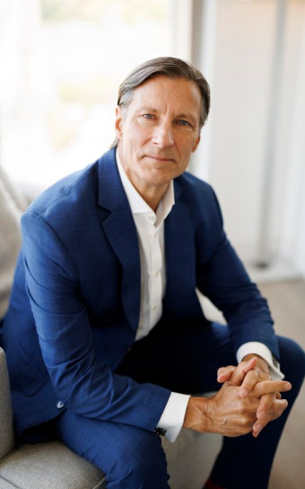 portrait photo of Michael VanRooyen