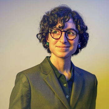 Photo of Lisa Simon